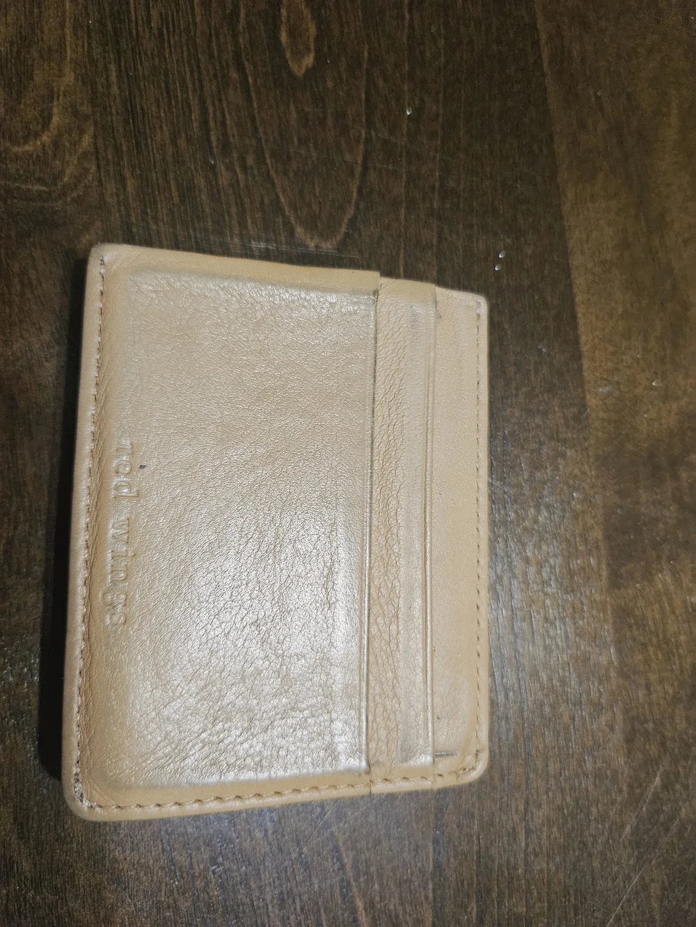Incase Tan Leather Card Wallet with Magnetic Clip